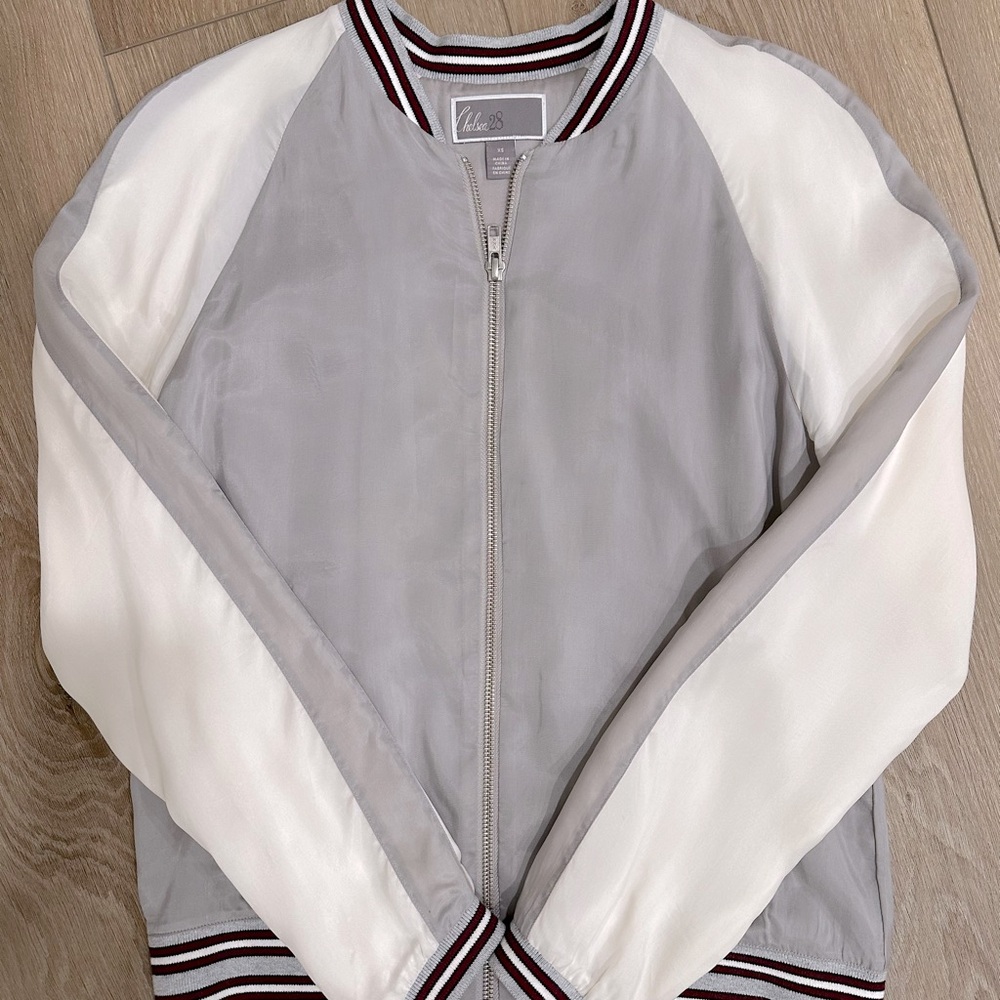 Chelsea28 Sporty Jacket | Zip Front | Gray and Cream | Women’s Size XS